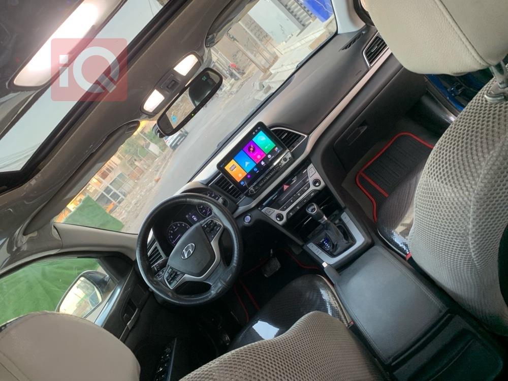 هیوندای ئەلەنترا